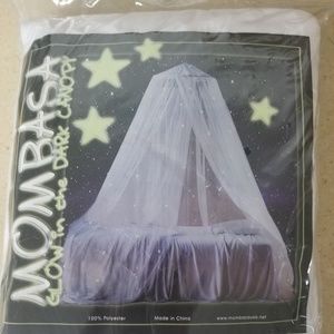 Bed Canopy Glow in the dark stars